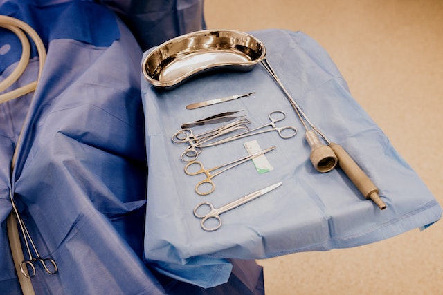 HÔPITAL DE REMIREMONT : Suspension de la chirurgie orthopédique jusqu’à Novembre, suite aux décès suspects