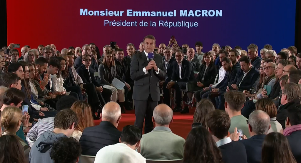 Emmanuel Macron à Mirecourt (88) : Ce qu’il faut retenir de sa visite